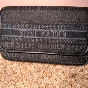 Steve Madden Textured Black Crossbody